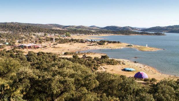 10603515_797246933661430_7726250195961539874_n